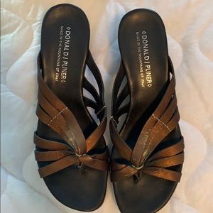 Donald J Pliner sandals size 10